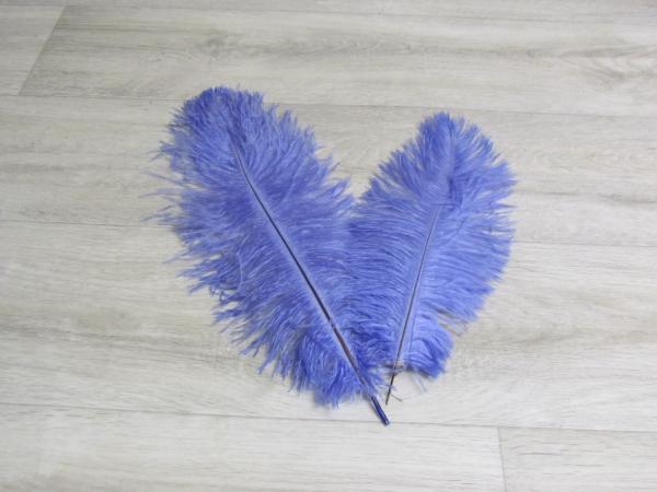 2 Straußenfedern 30 bis 35 cm lila