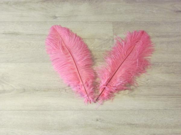 2 Straußenfedern 30 bis 35 cm pink