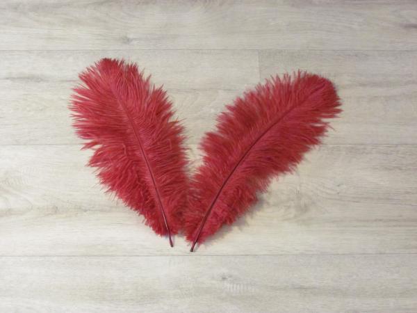 2 Straußenfedern 30 bis 35 cm weinrot